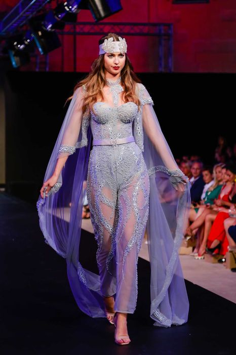 Showroom cu rochii handmade unicate