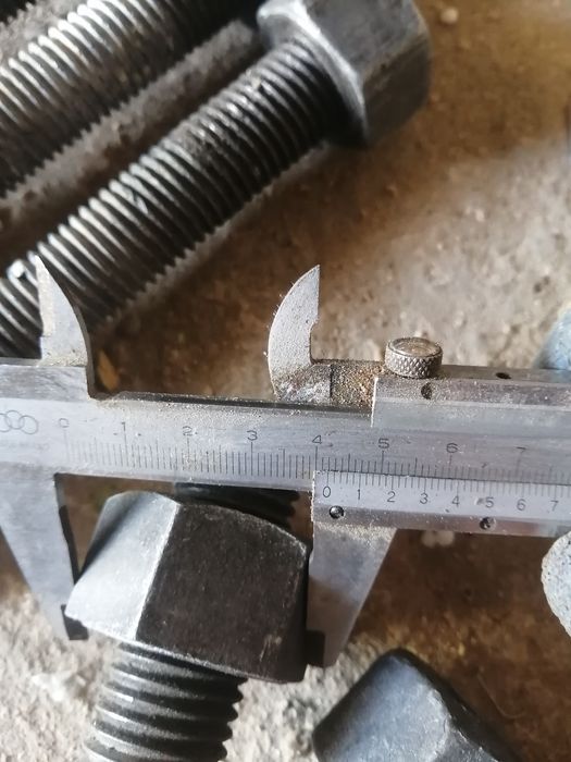 Шпильки отличного качества