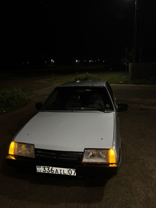 Продам ваз 21099 в хорошем состояние