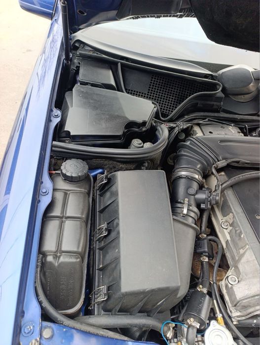 Mercedes W210 E320