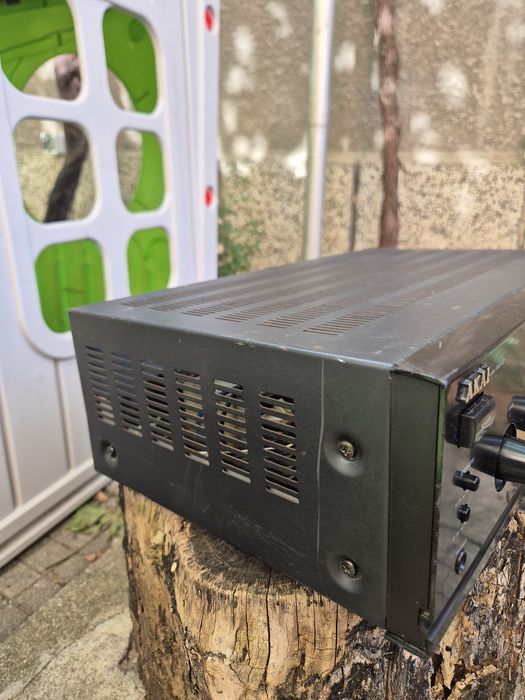 Усилвател Akai AM-17