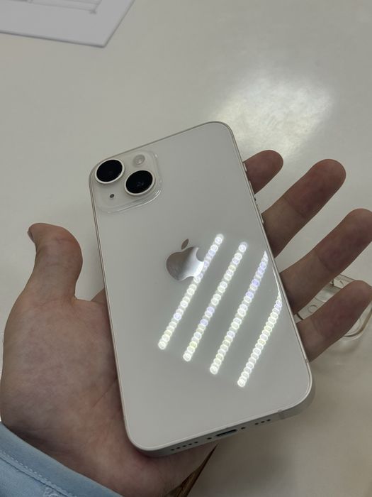 iPhone 14 в идеальном состоянии