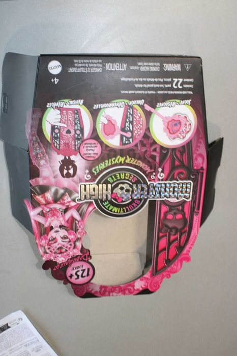 Monster High® Кукла Draculaura с гардероб Skulltimate Secrets +подарък