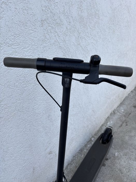 Trotineta ninebote (Urgent)