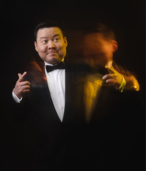 Ведущий, шоумен!