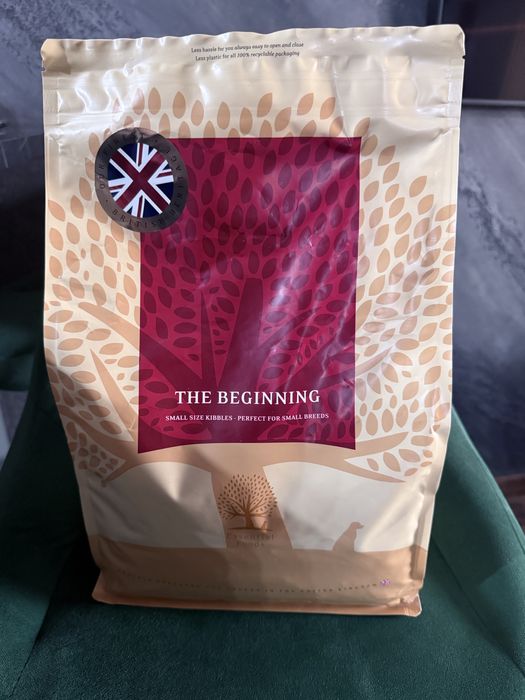 Висок клас храна за малки кучета Essential The Beggining