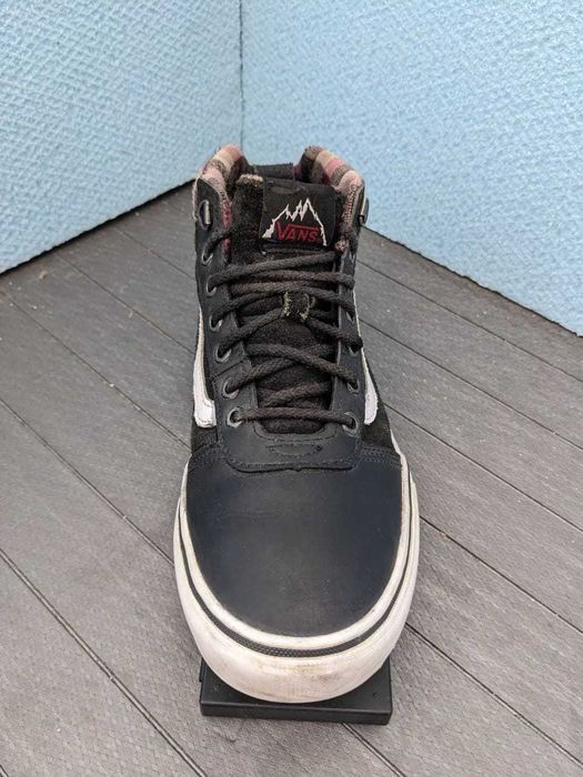 VANS ward hi mte high