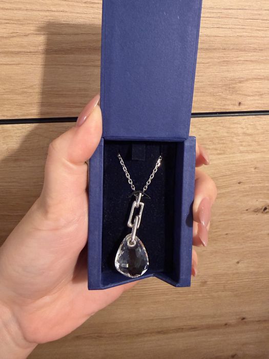 Бижута Swarovski