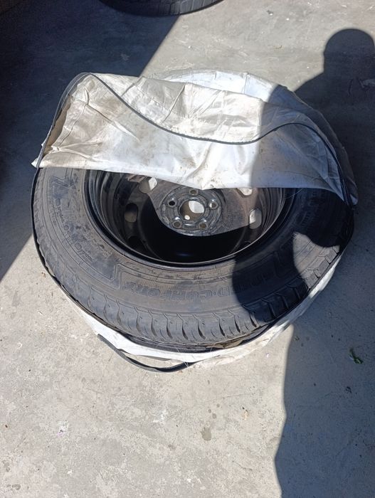 Резервна гума с джанта за Голф 4, 195/65 R15 Отлично състояние!