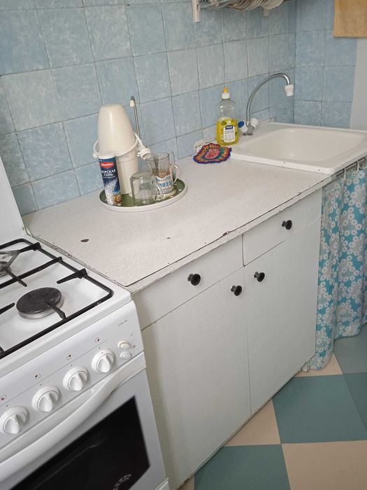 Навои шахар квартира сотилади 14-магазини . 2/2/5  куча А.Авлони.