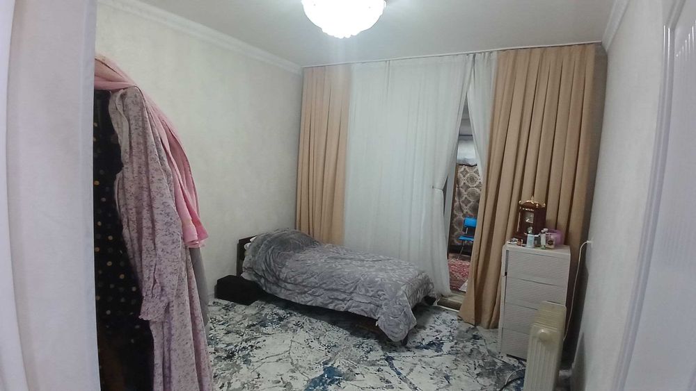 1*2х. комнат. 1 этаж. Кирпичный Дом. Общежитие 28м2. Ор-р. Урикзор.