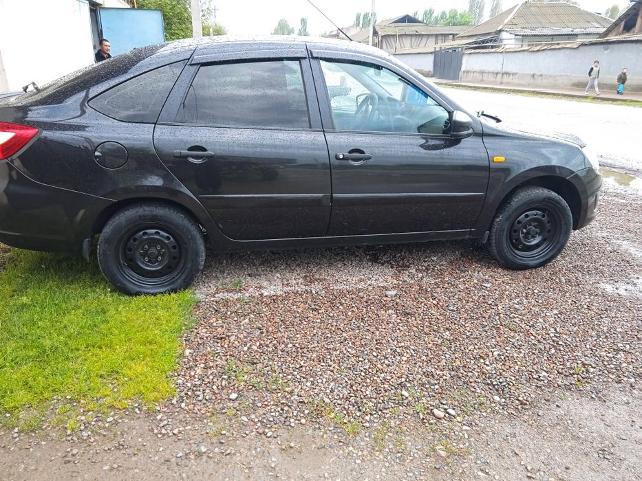 Lada sotiladi xolati yaxshi