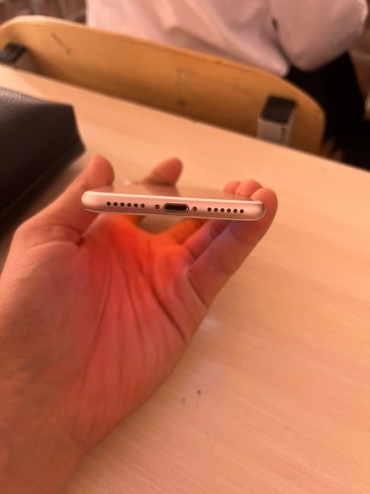 Apple 7 идеал