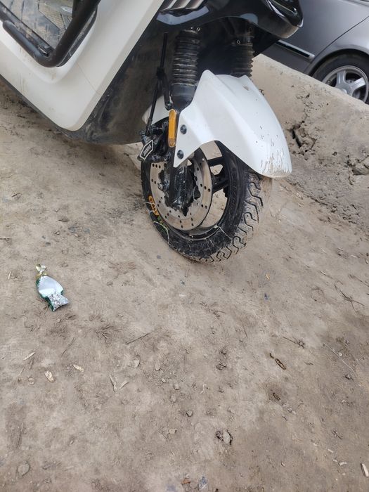 Wlektra skuter sotiladi