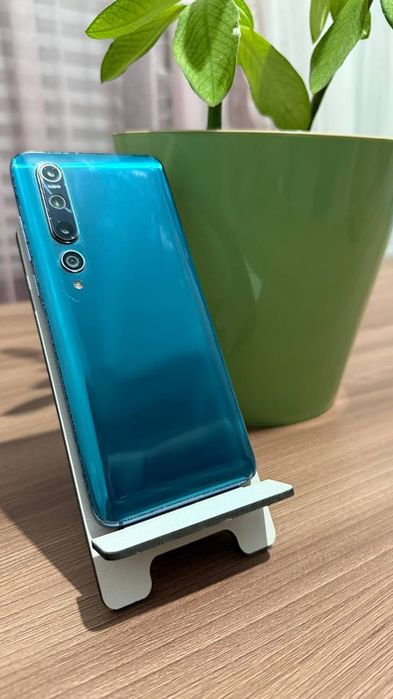 Обменаю Xiaomi  Mi 10