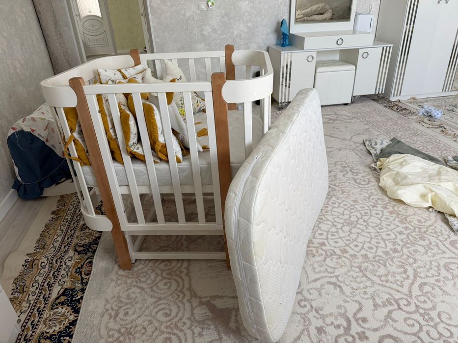 Кровать для новорожденных