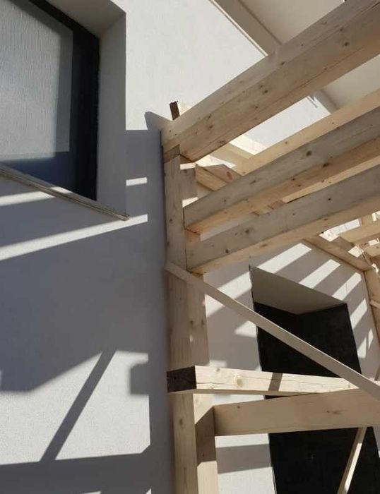 Constructii acoperis nou, sisteme pluviale, reparatii acoperisuri