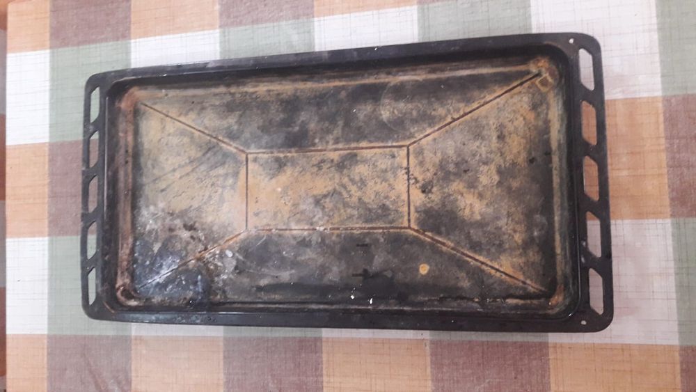 Продам противень 10000тг
