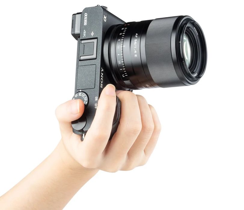 Viltrox 56mm f1.4 crop Sony E