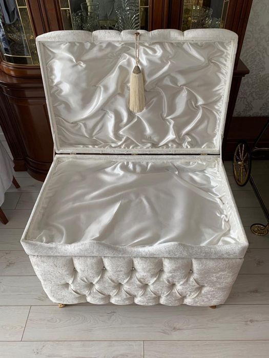 Сундуки для приданного