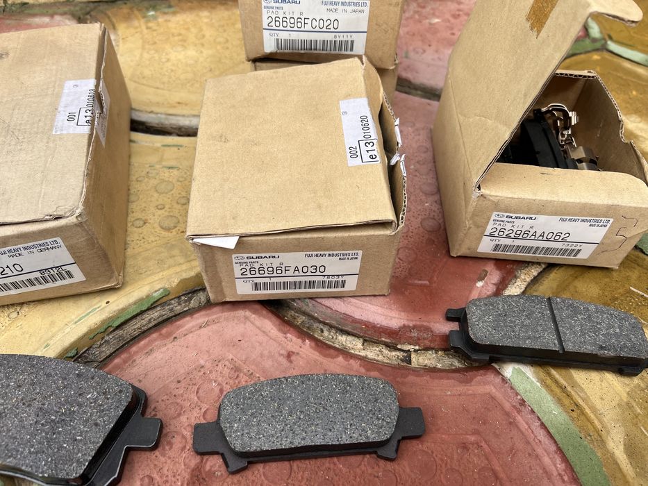 Оригинални накладки Субару(subaru) Импреза Форестър Легаси нови