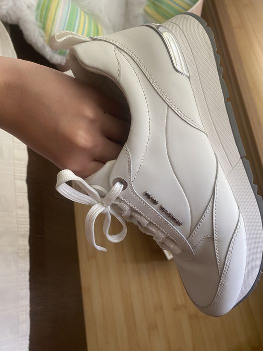 Adidasi de piele albi Michael Kors marimea 38