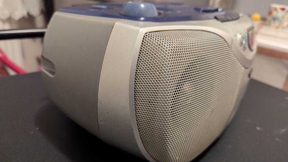 Radio-casetofon cu cd Philips AZ1004 musik