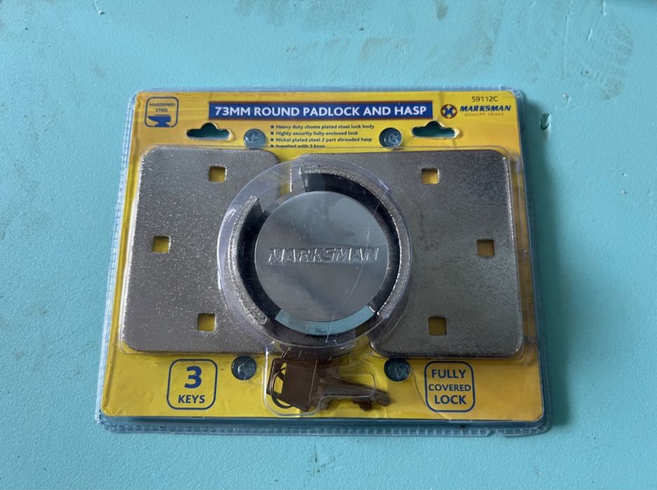 Катинар за бус