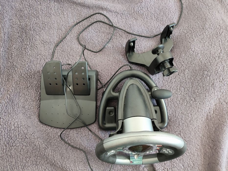 Продам игровой руль