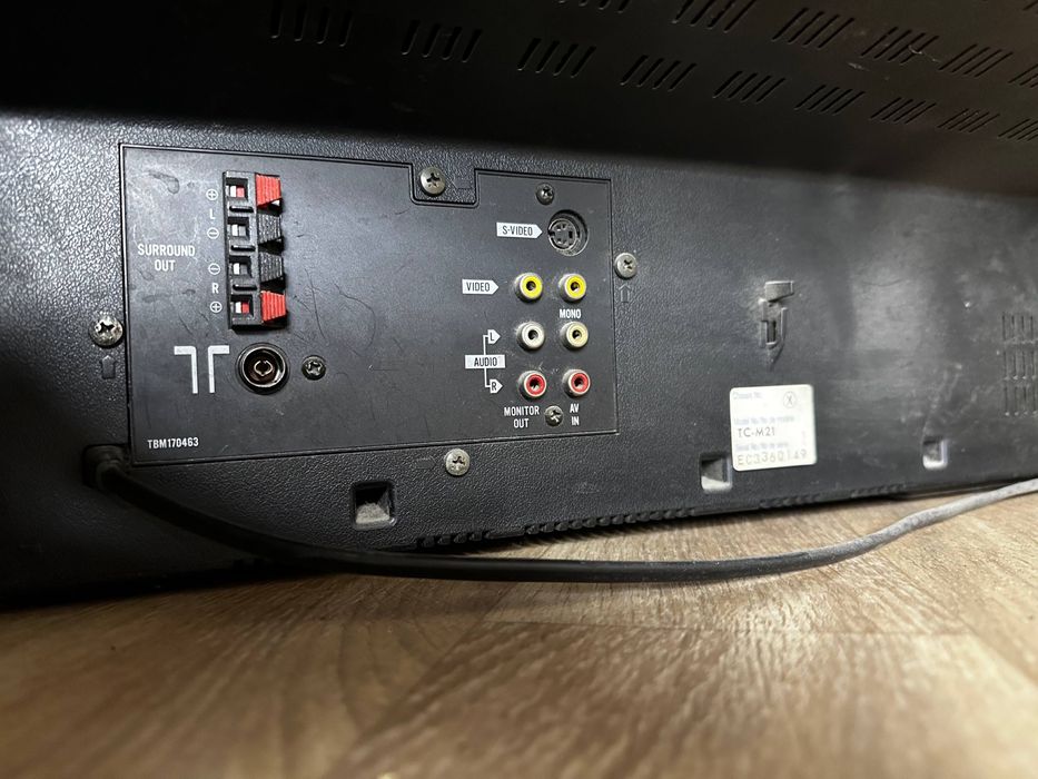 Старый телевизор Panasonic отдам