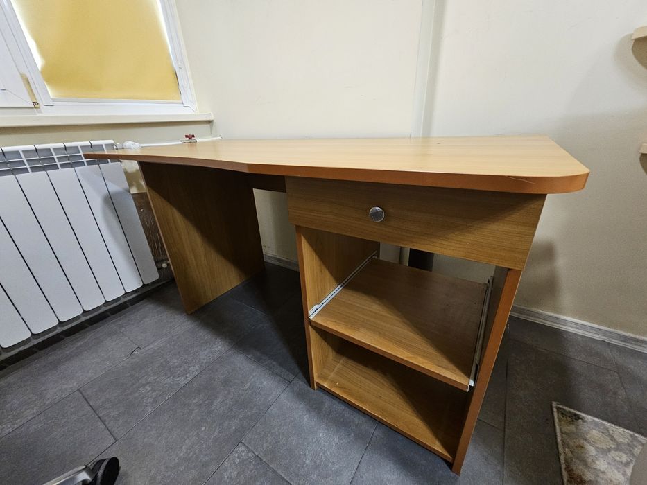 Офис бюро запазено