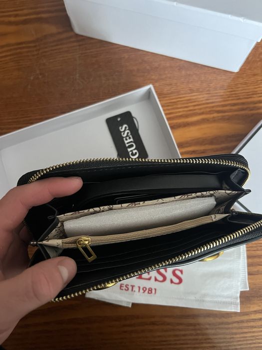 Женская сумка Guess