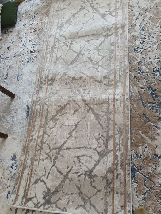 Продам ковровую дорожку.