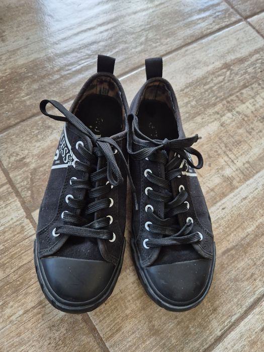 Дамски кецове GUESS