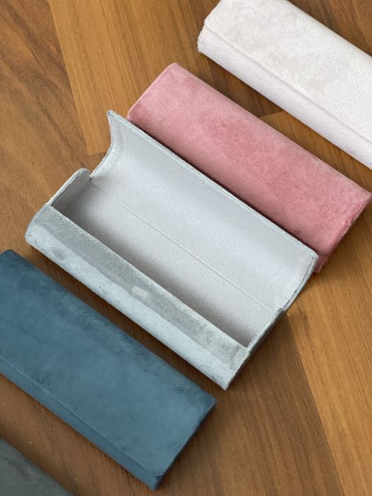 Футляры для очков