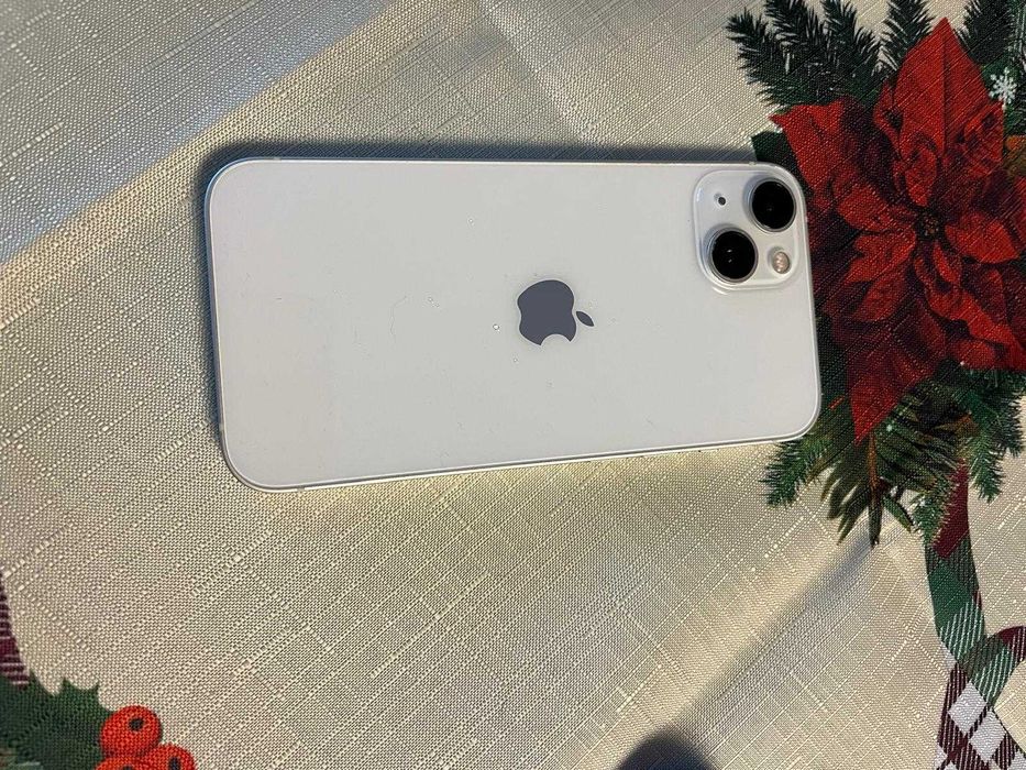 Iphone 13 alb, 256gb baterie 80% impecabil