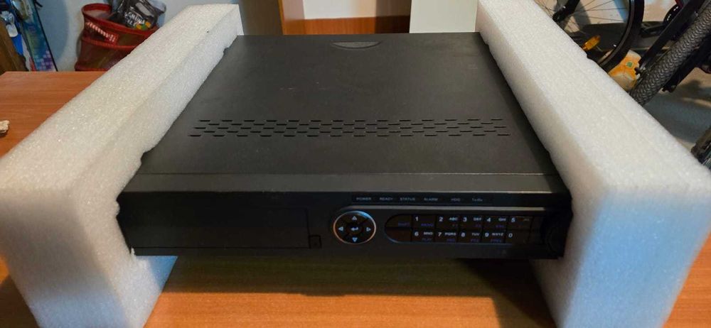 DVR Hikvision DS-7332HGHI-SH