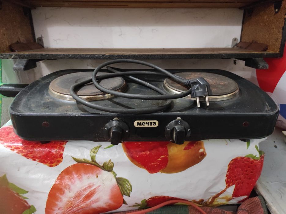 Продам эл. Плитку