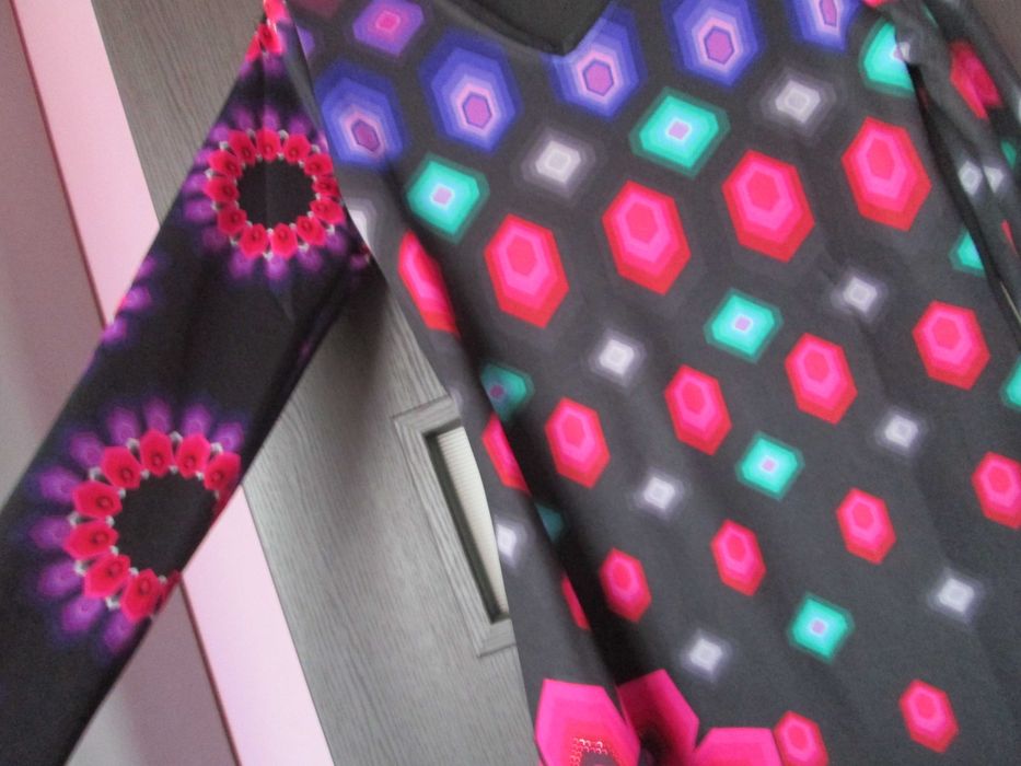 rochie vesela  eleganta S