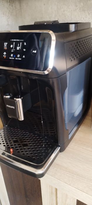 Aparat automat cafea Philips 2200 series