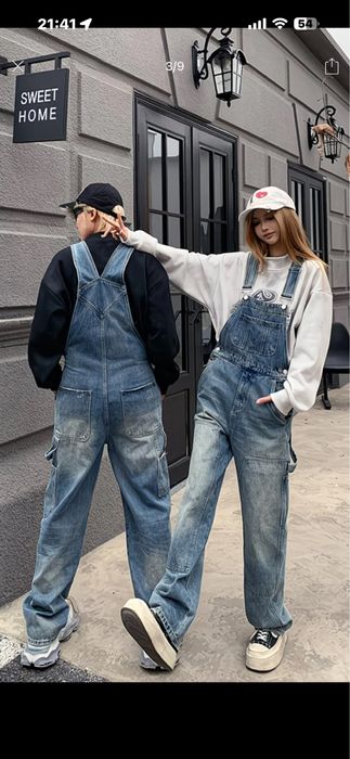 Женский джинсовый комбинезон