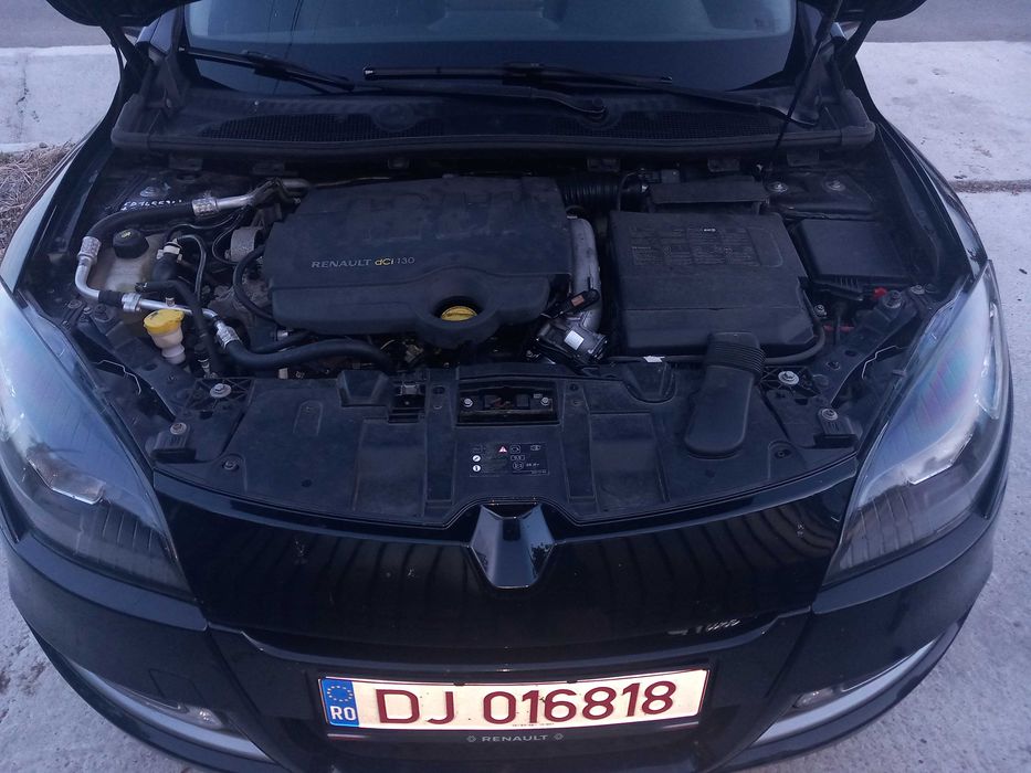 Vând Renault Megane GT _Line 1.9 diesel an 2011 masina este full