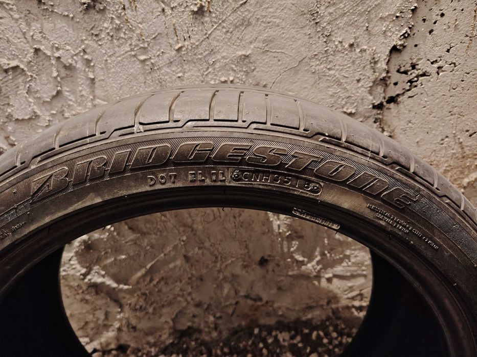 Anvelope Vara BRIDGESTONE Potenza RE 050 A 245/40 R20