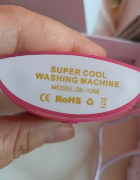 Dispozitiv de curățare facială