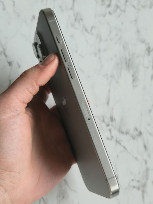 Vand/schimb iPhone 15 Pro Max 256gb