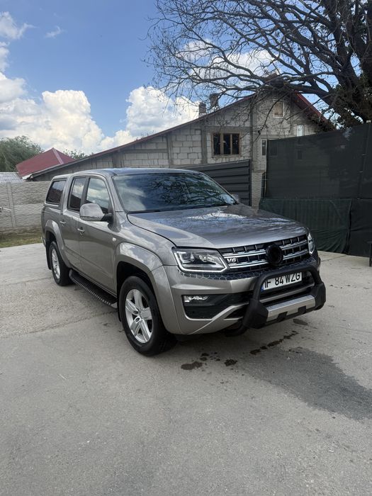 VW Amarok 3.0 autoutilitara 5 locuri