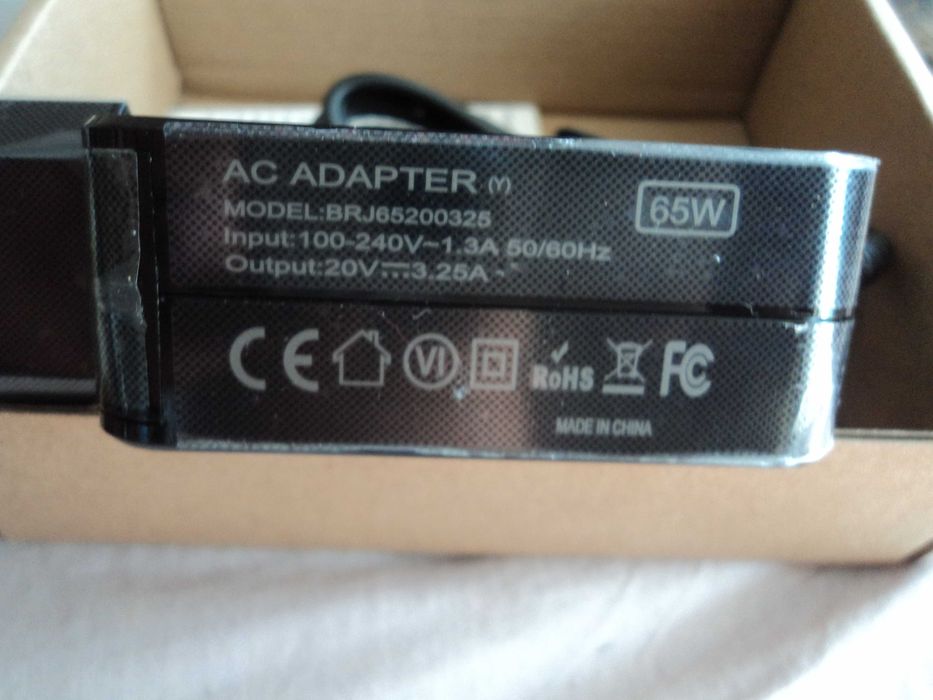 ново зарядно за лаптоп-3бр.