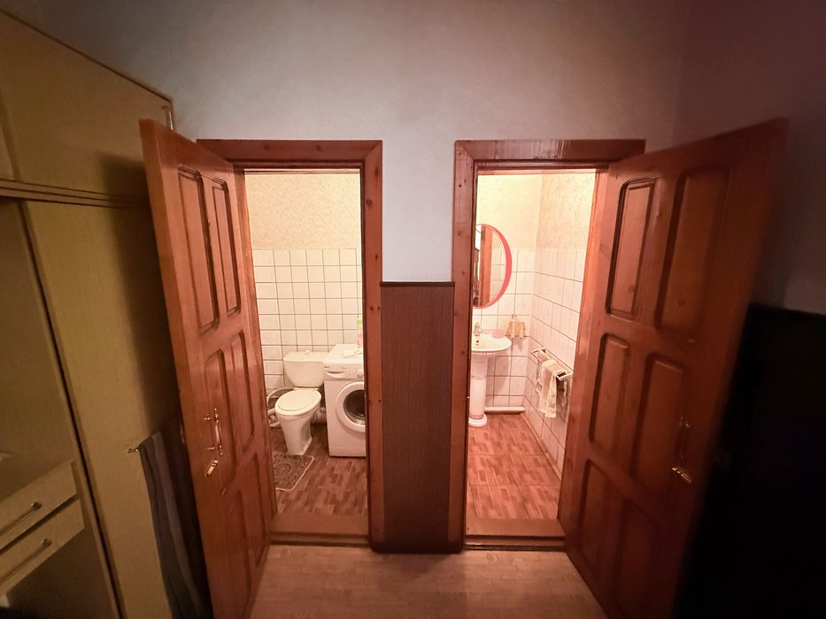 Дом 296 м², 6,7 соток с гаражом
