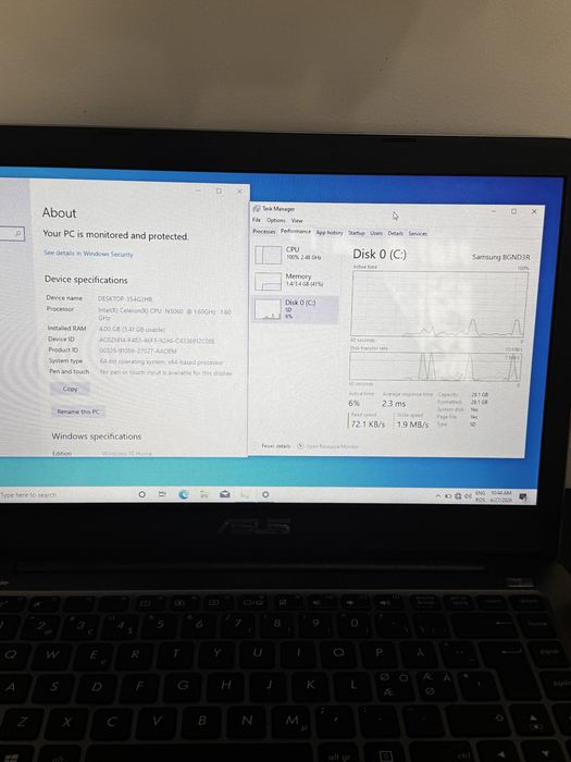 Vând laptop ASUS VivoBook E403SA