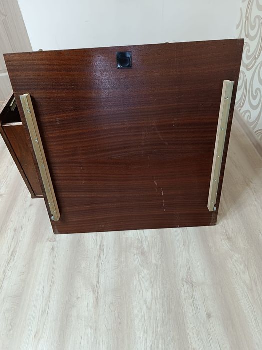 Тумба советских времён